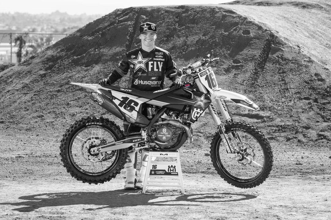 Osborne-B_W_1080x.jpg?v=1748528214